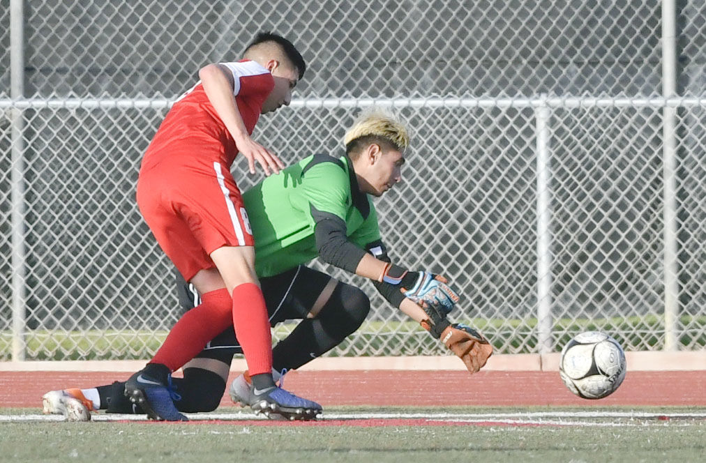 010720 AG SM boys soccer 06.jpg